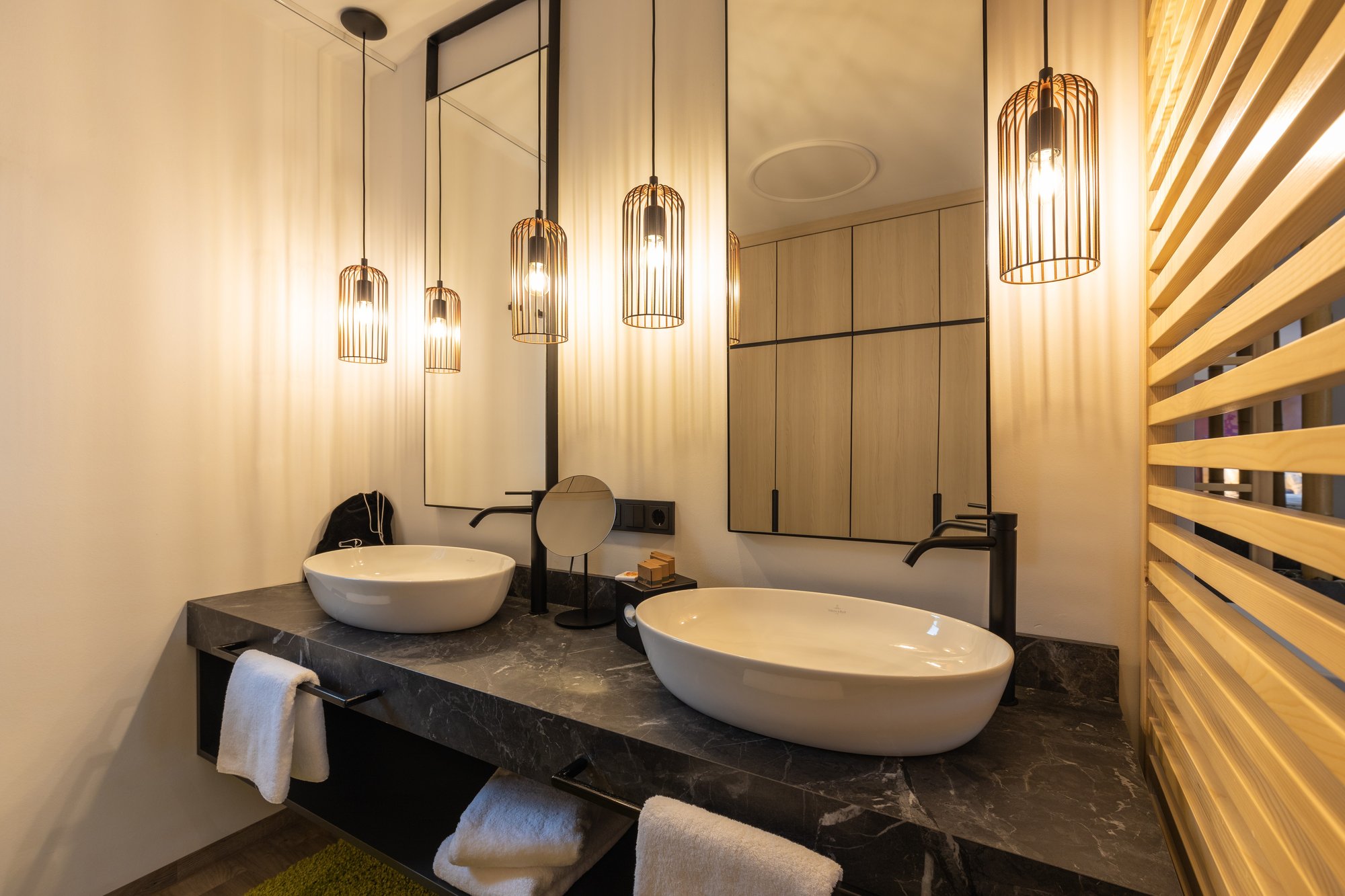 Gretel Seelenluxus — Junior Suite mit Badewanne